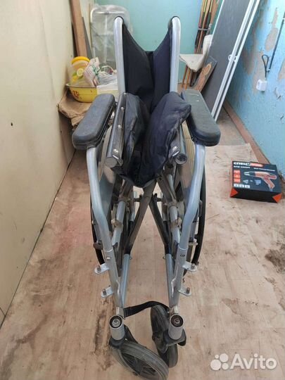 Инвалидная коляска новая