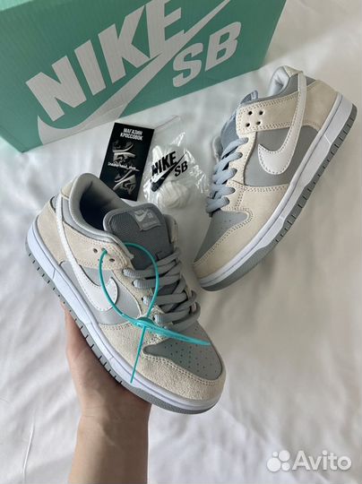 Кроссовки Nike SB Dunk Low Summit White Wolf Grey