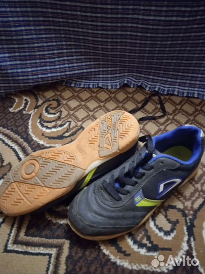 Футзалки demix