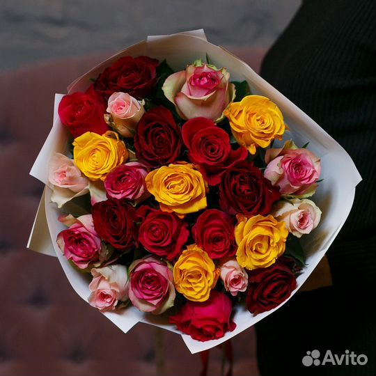 Букет цветов 124 “25 роз микс”