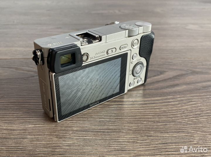 Камера sony a6000