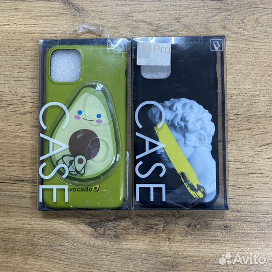 Чехлы на iPhone 11 Pro в ассортименте