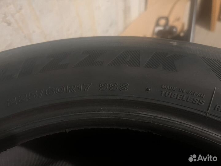Bridgestone Blizzak DM-V1 225/60 R17 99S