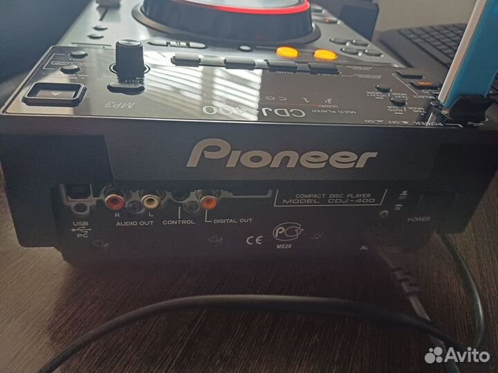 Pioneer cdj 400