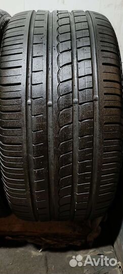 Pirelli P Zero Rosso 275/35 R20 20ZR