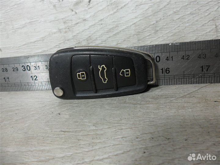 Ключ зажигания 8E0837220S Audi A8 D3 4E2/4E8