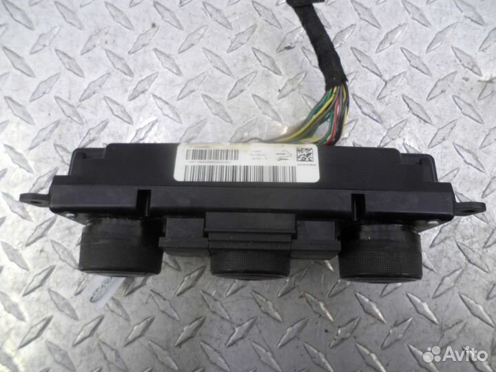 Переключатель отопителя Saturn Vue 2