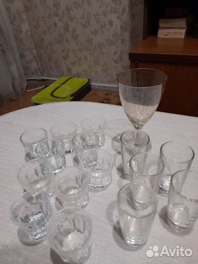 Рюмки, стопки стеклянные