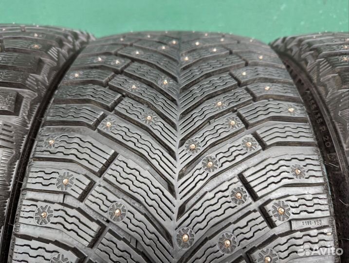 Michelin X-Ice North 4 255/35 R20 97H