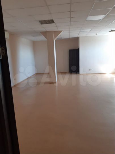 Свободного назначения, 970 м²