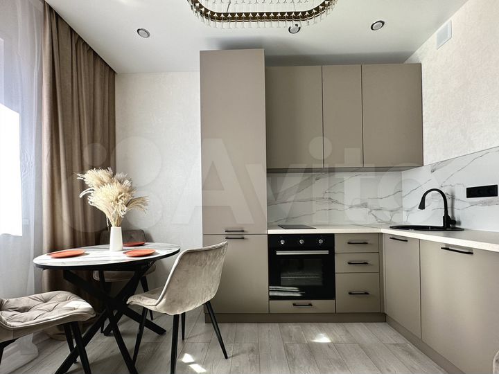 2-к. квартира, 40 м², 4/9 эт.