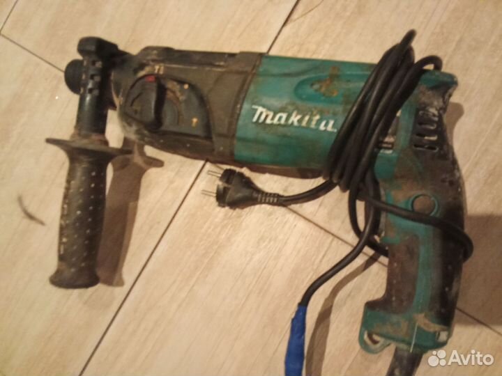 Перфоратор makita HR 2470