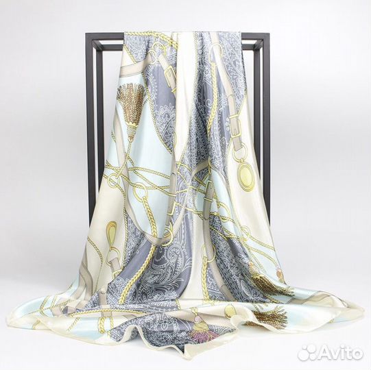 Новый платок