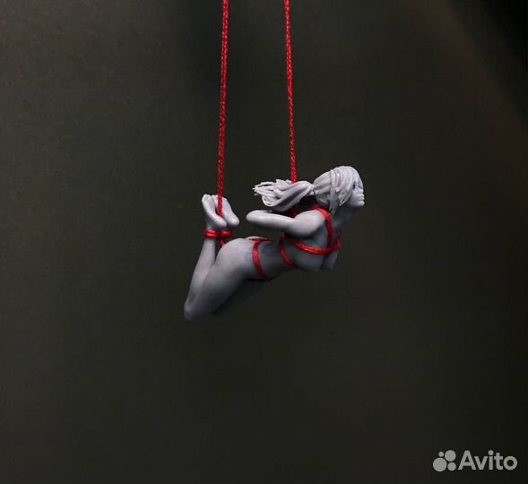 Фигурка Девушка шибари на зеркало