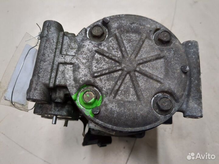 Компрессор кондиционера Volvo S40 / V40, 2003