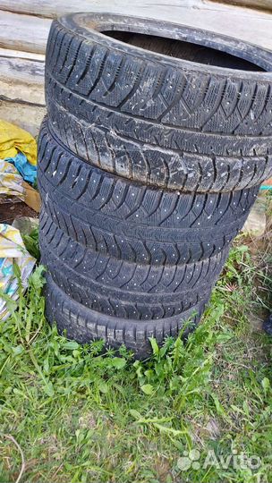 Bridgestone Ice Cruiser 7000 255/45 R18 103