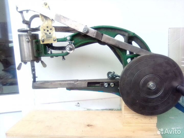 Швейная машинка для ремонта обуви