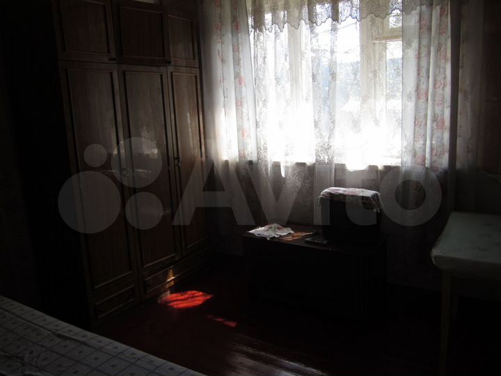 2-к. квартира, 40 м², 1/2 эт.