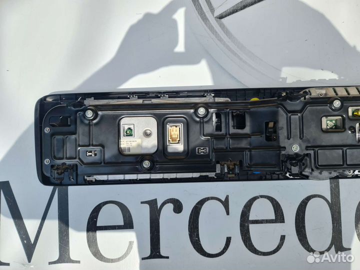 Щиток приборов Mercedes W213