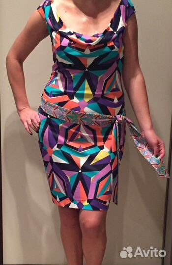 Платье новое. 44р