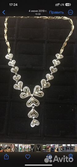 Золотое колье с бриллиантами