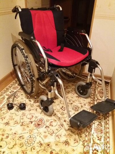 Инвалидная коляска