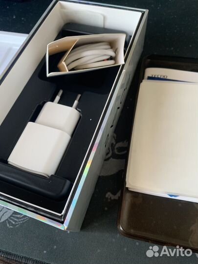 Телефон Tecno pova 2