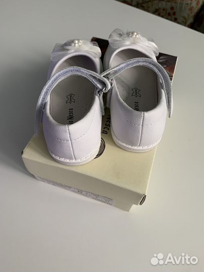 Туфли для девочки р23