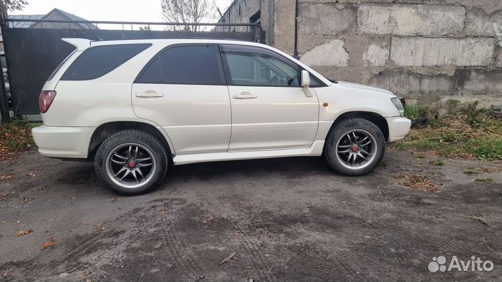 Toyota Harrier 3.0 AT, 1998, битый, 224 787 км