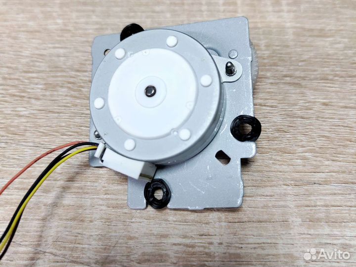 Двигатель сканера pm42s-096 kyocera FS-1035MFP