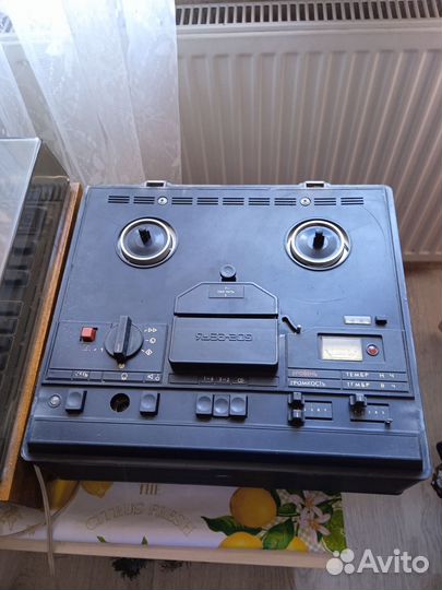 Проигрыватель, пластинки