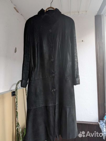 Кожаное пальто женское