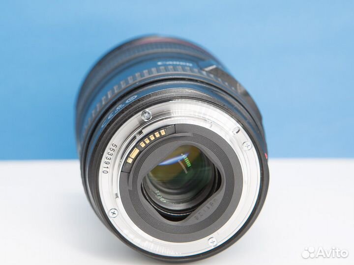 Canon EF 24-105mm f/4L IS USM