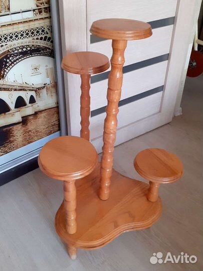 Подставка под цветы