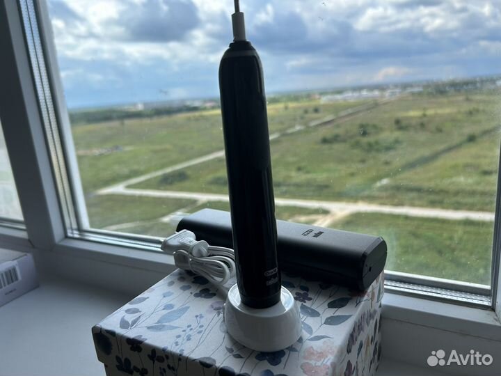 Электрическая зубная щетка oral b pro 3