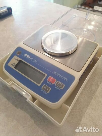 Весы электронные AND HT-120