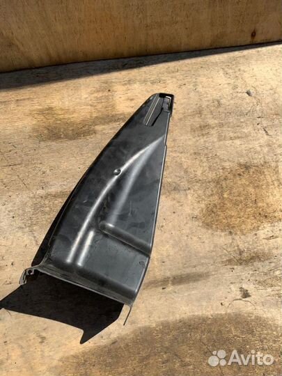 Водосток VW Passat B6, B7