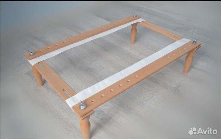 Рама для вышивки на ножках