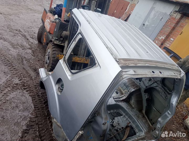 Задняя часть Mitsubishi Outlander XL, Peugeot 4007