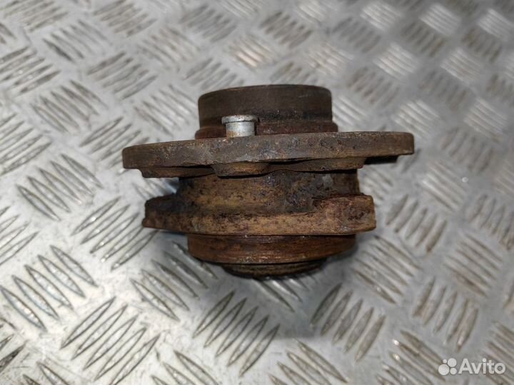 Ступица передняя Opel Astra H