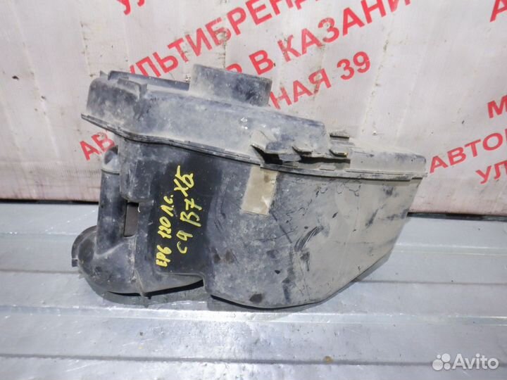 Резонатор воздушного фильтра Пежо 308 / Ситроен C4