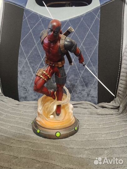 Фигурка-статуэтка Deadpool (Дэдпул) Marvel