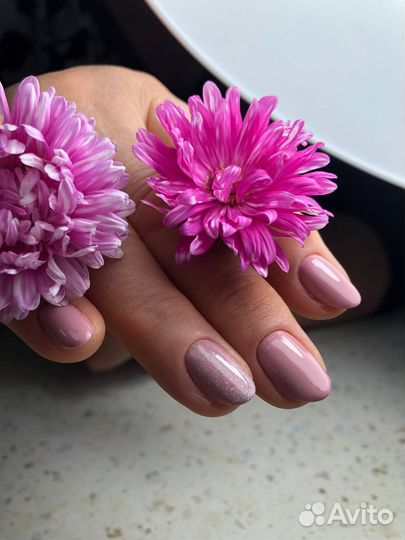 Маникюр, покрытие гель лаком