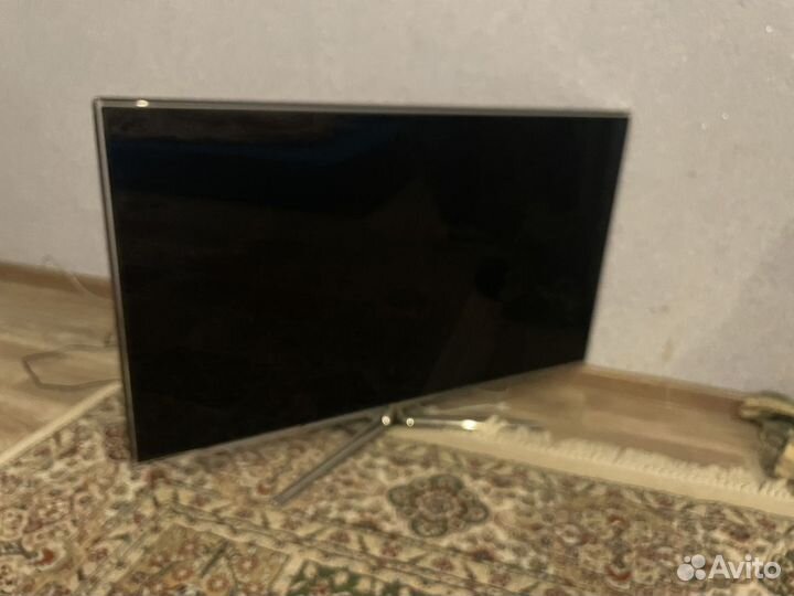 Телевизор Samsung SMART tv