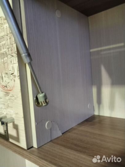 Компьютерный стол