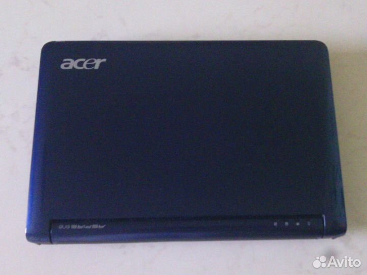Нетбук Acer aspire one