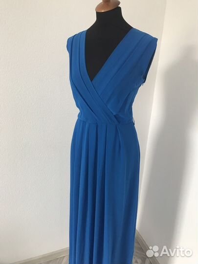 Платье вечернее