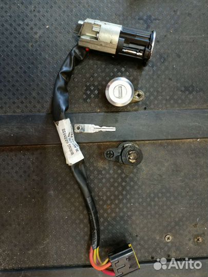 Лада Ларгус замок зажигания