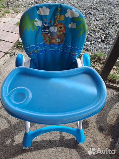 Детский стульчик для кормления