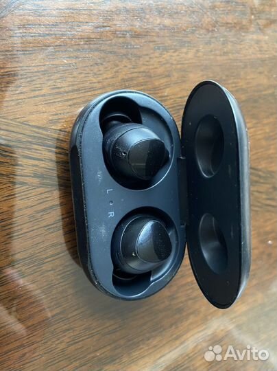 Без проводные наушники samsung o